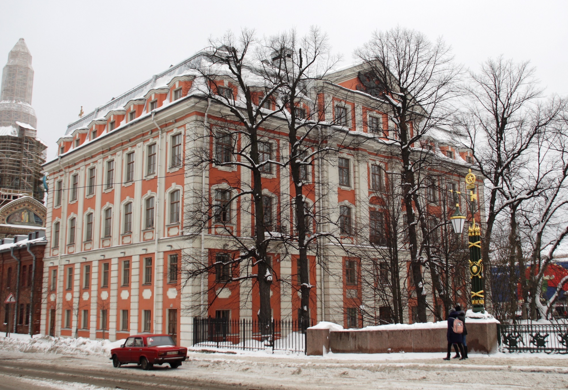 Российский университет традиционных художественных промыслов