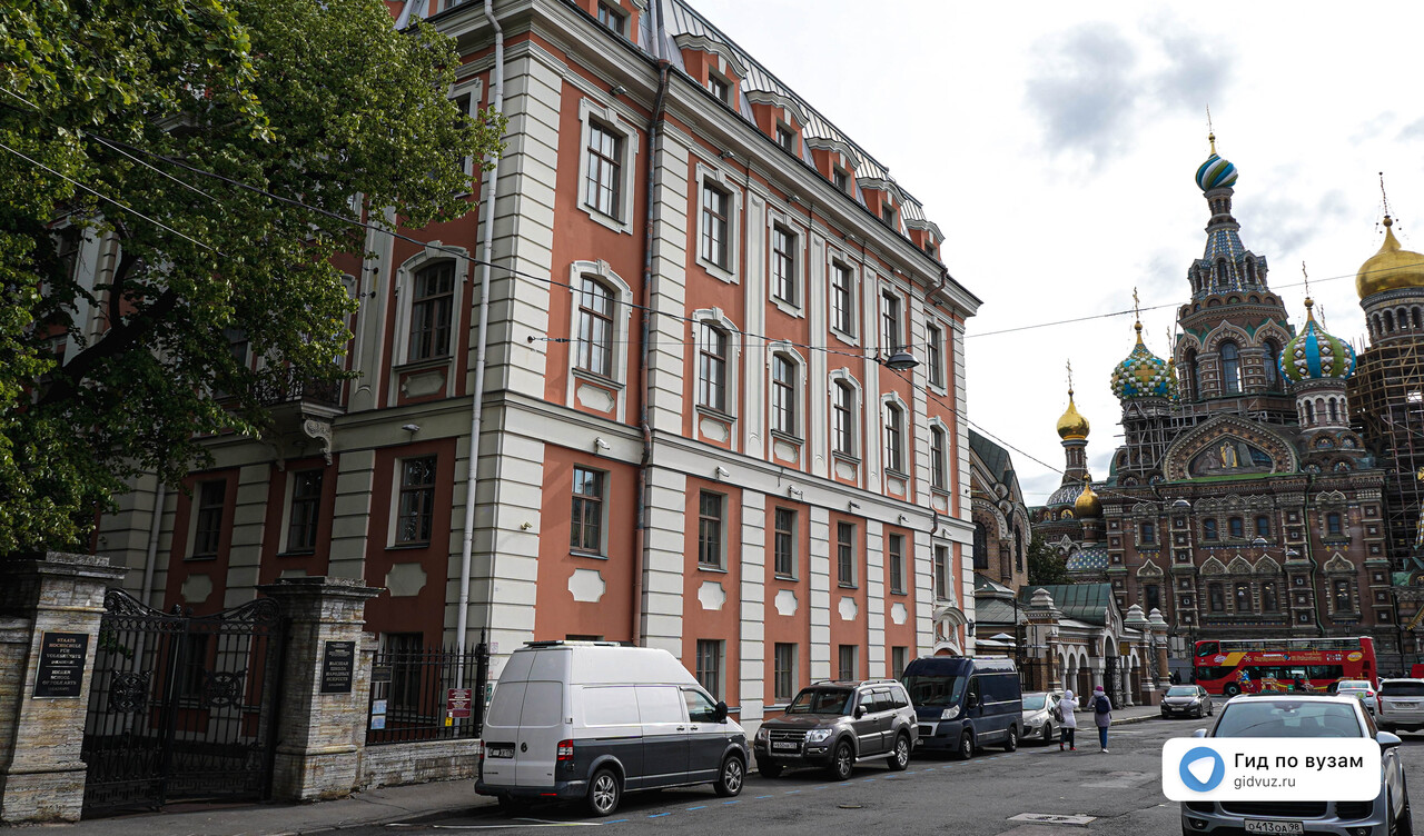 Декоративно-прикладное искусство и народные промыслы