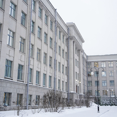 Курсантам Военной академии связи устраивают экскурсии по Санкт-Петербургу